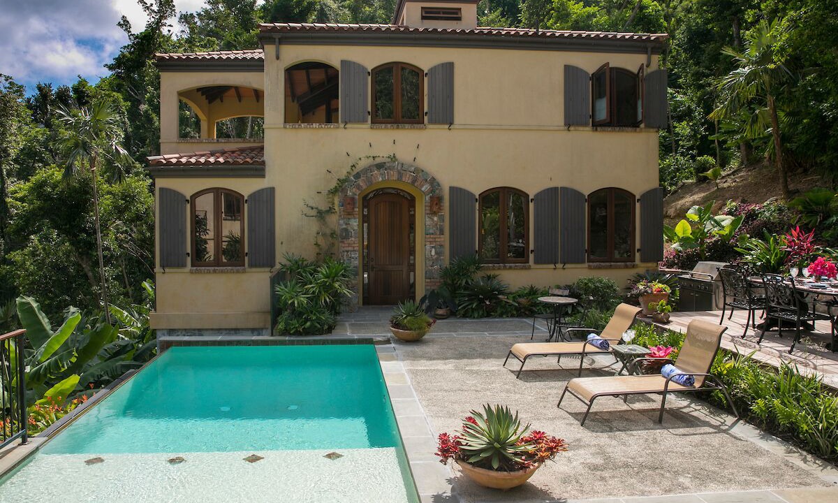 Photo of Outdoor in Bordeaux Mountain