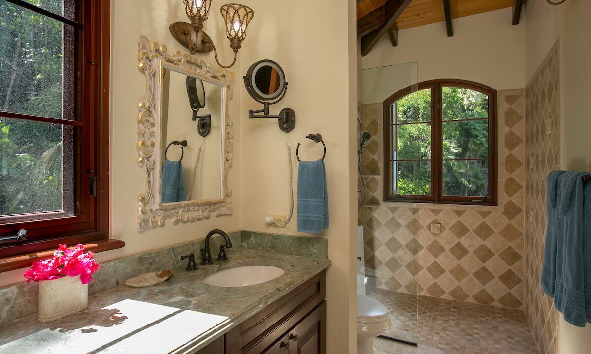 Photo of Bathroom in Bordeaux Mountain