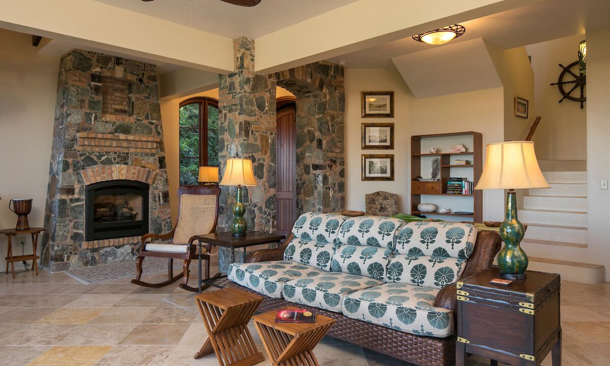 Photo of Livingroom in Bordeaux Mountain