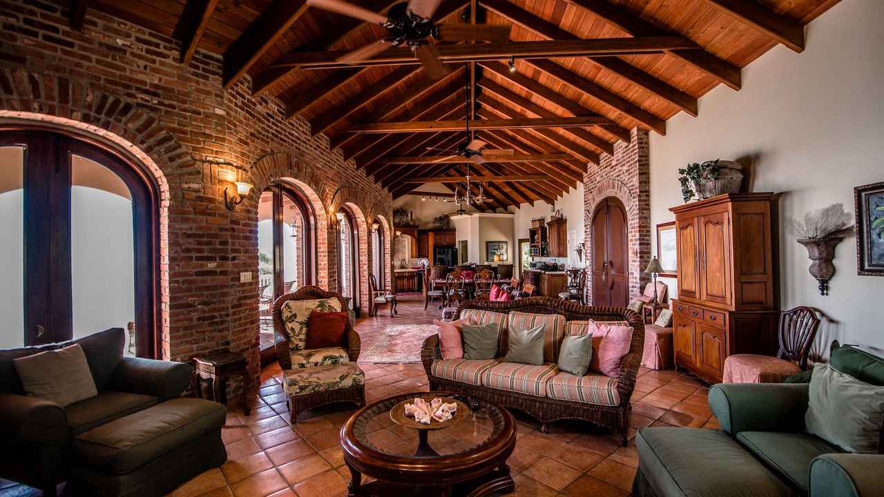 Photo of Livingroom in Point Rendezvous