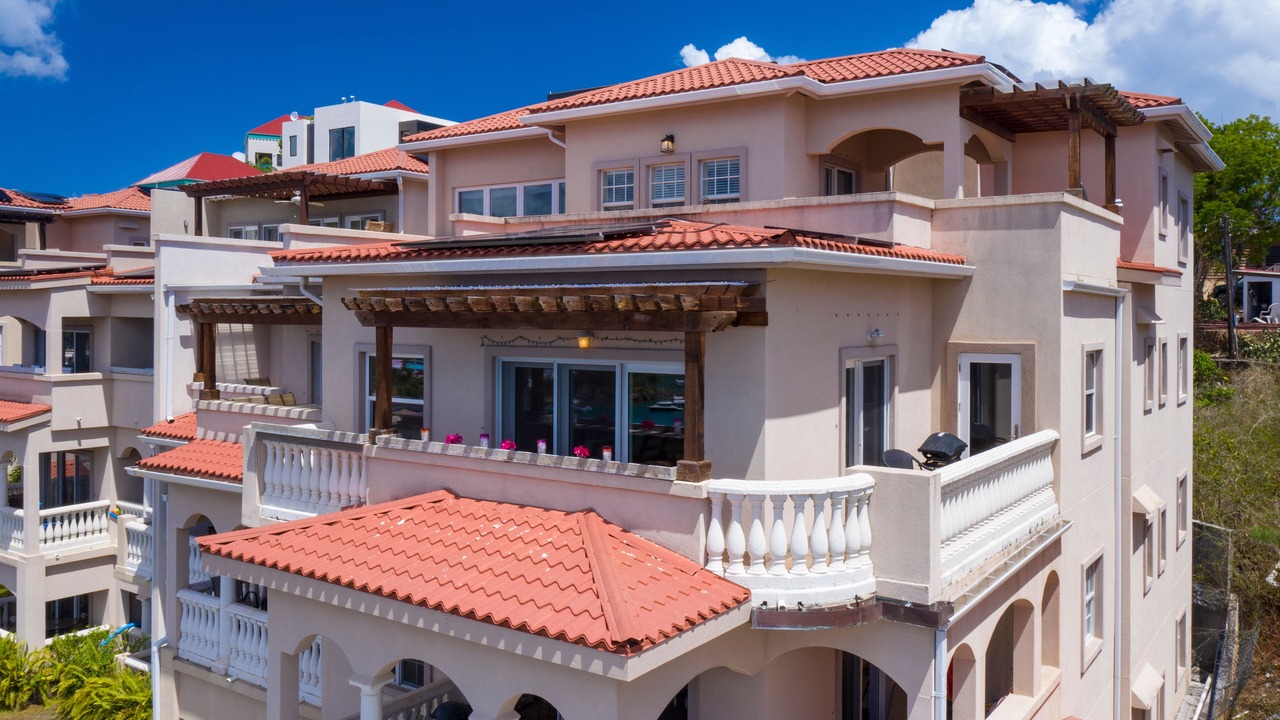 Photo of Patio Balcony in Estate Enighed
