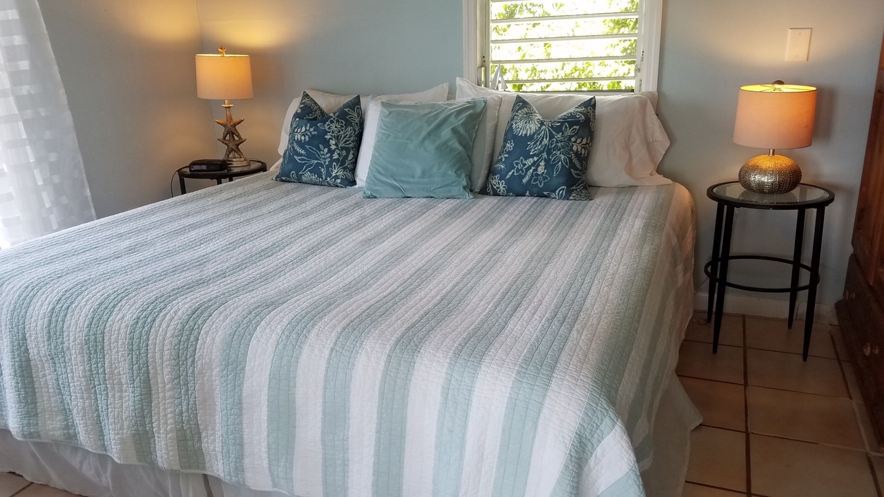 Photo of Bedroom in Hart Bay