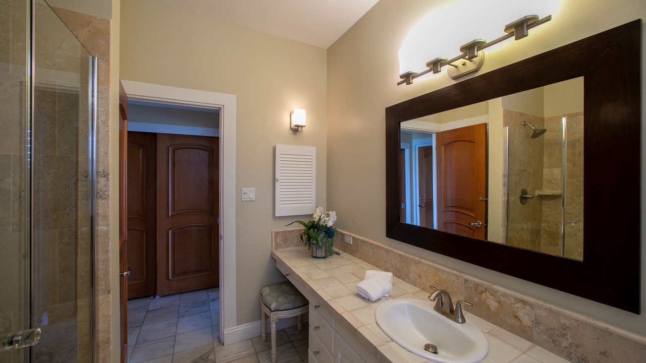 Photo of Bathroom in Testman
