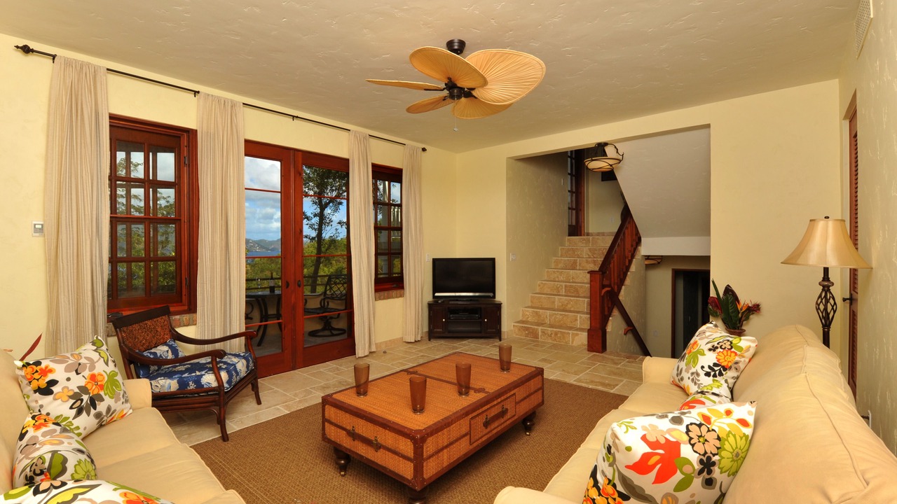 Photo of Livingroom in Estate Hansen Bay