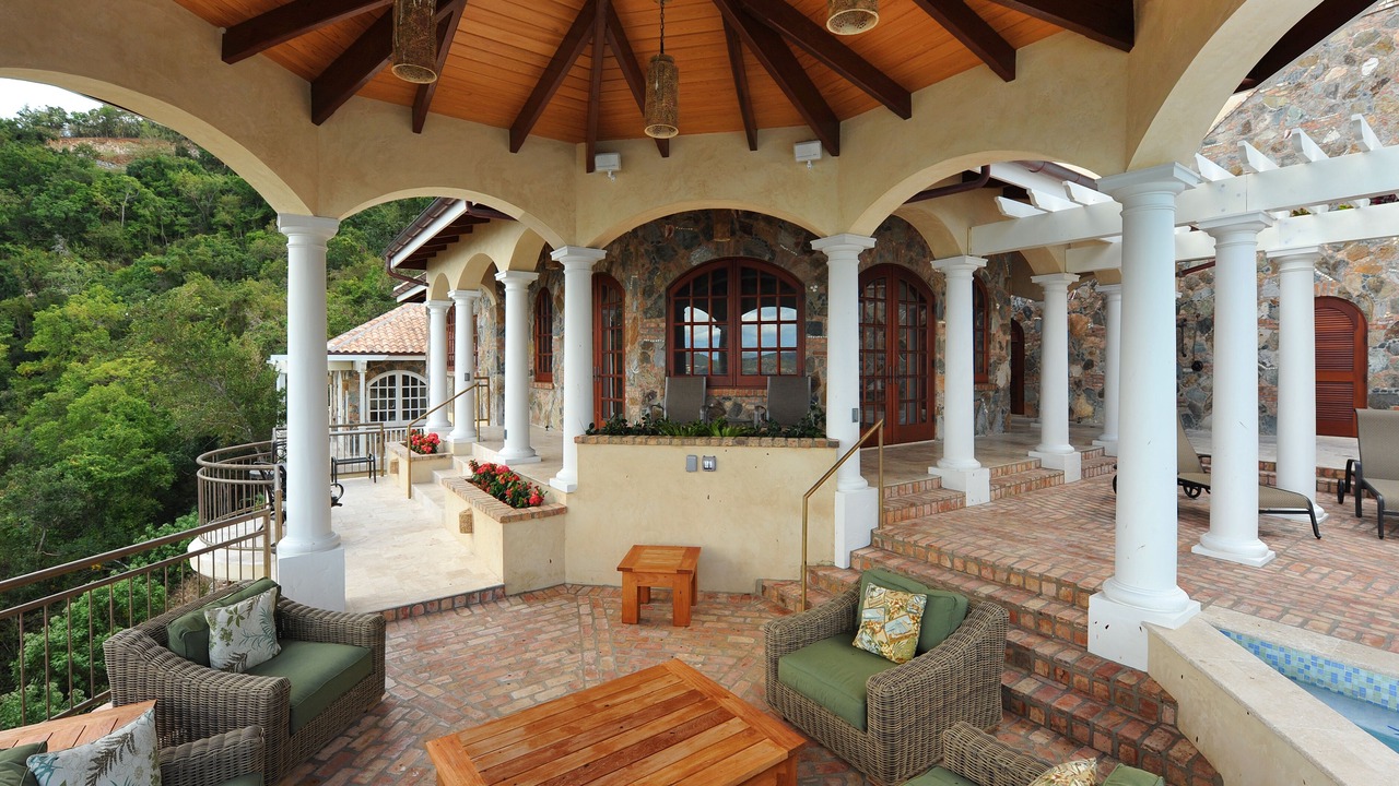 Photo of Patio Balcony in Estate Hansen Bay