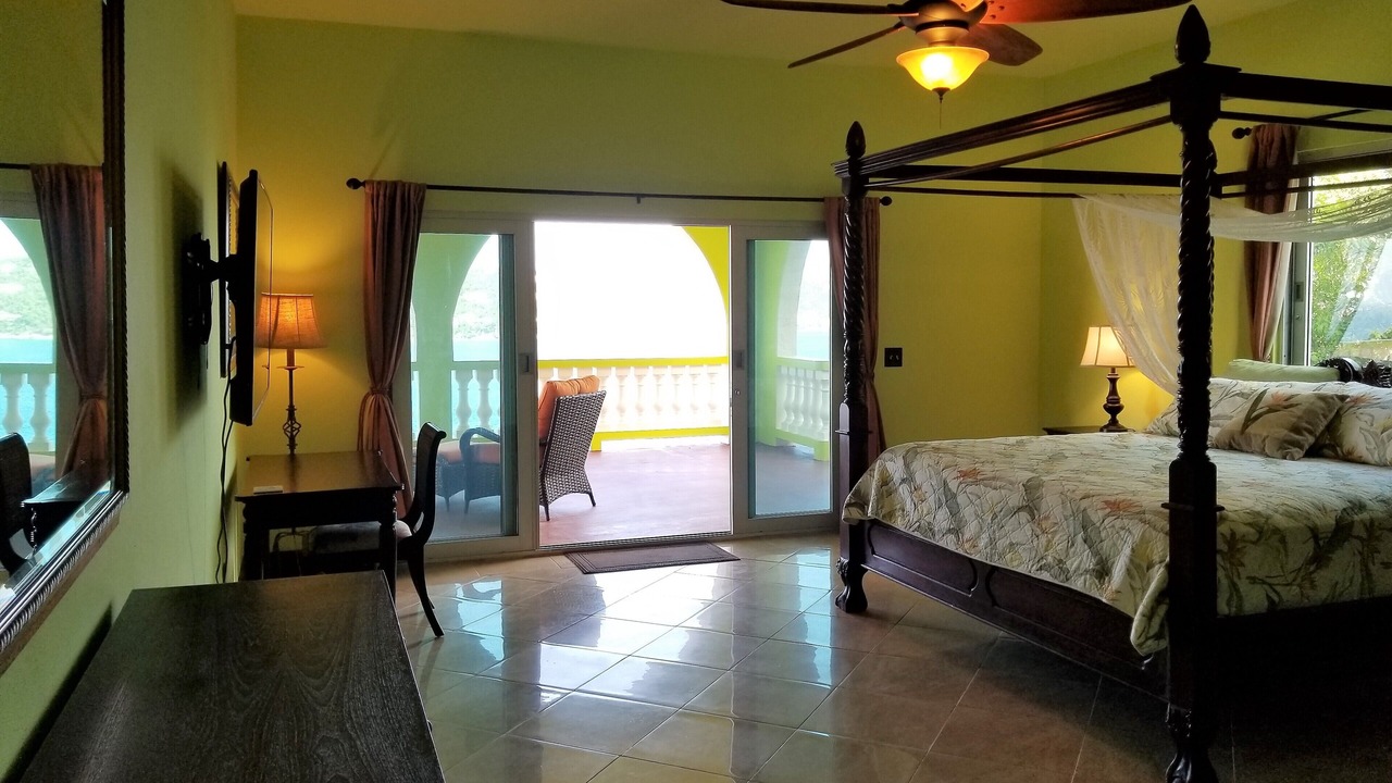 Photo of Patio Balcony in Tropaco Point