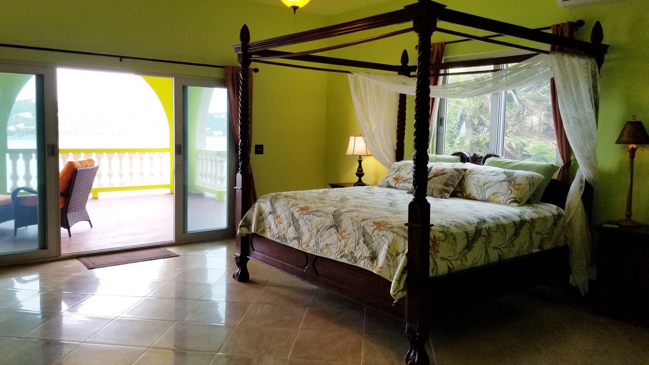 Photo of Patio Balcony in Tropaco Point