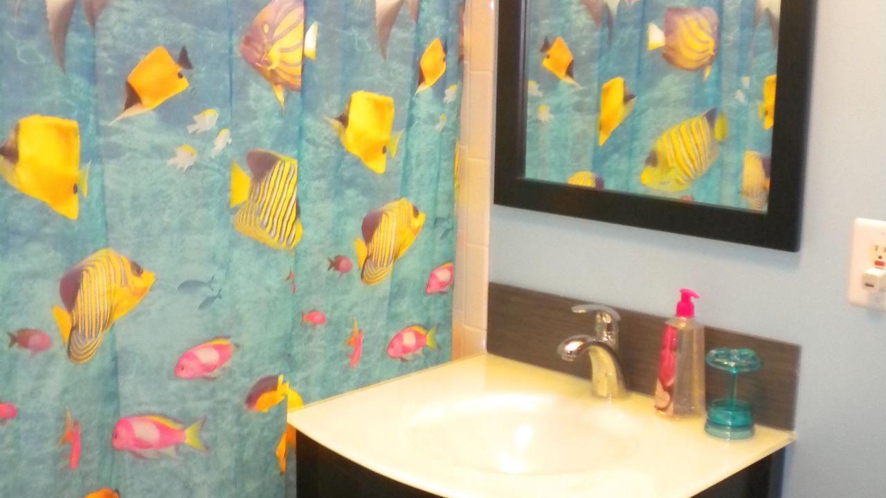 Photo of Bathroom in Estate Golden Rock