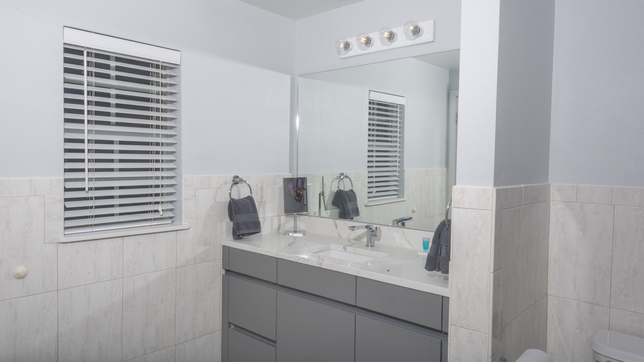 Photo of Bathroom in Great Cruz Bay