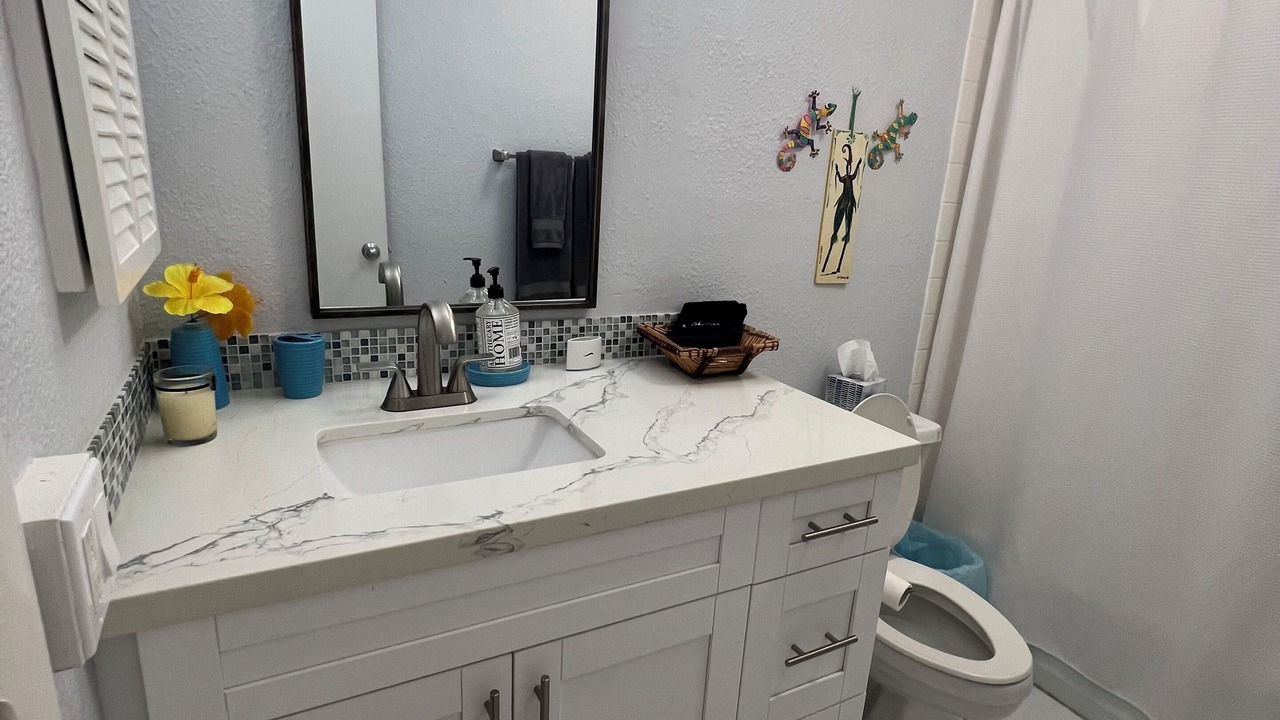 Photo of Bathroom in Estate Salt River