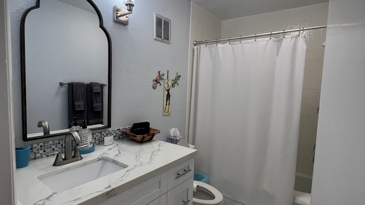 Photo of Bathroom in Estate Salt River