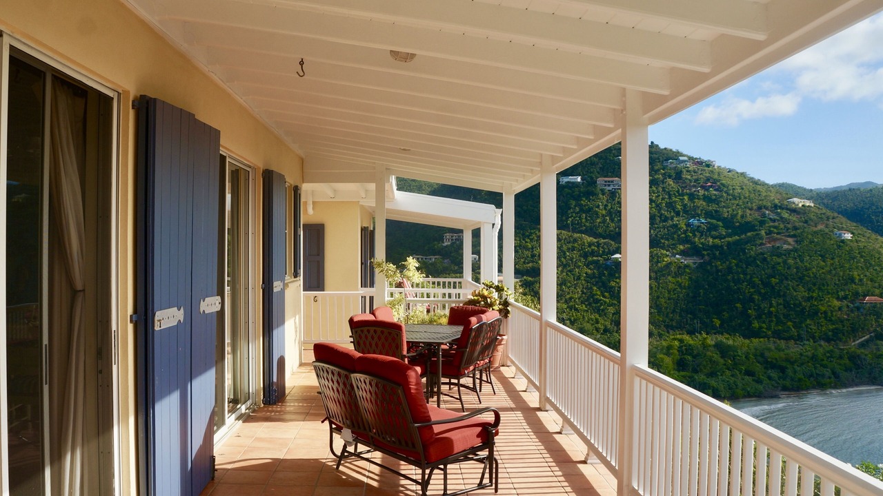 Photo of Patio Balcony in Point Rendezvous