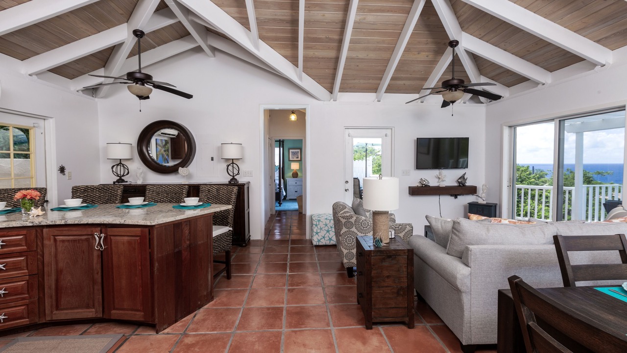 Photo of Livingroom in Hart Bay