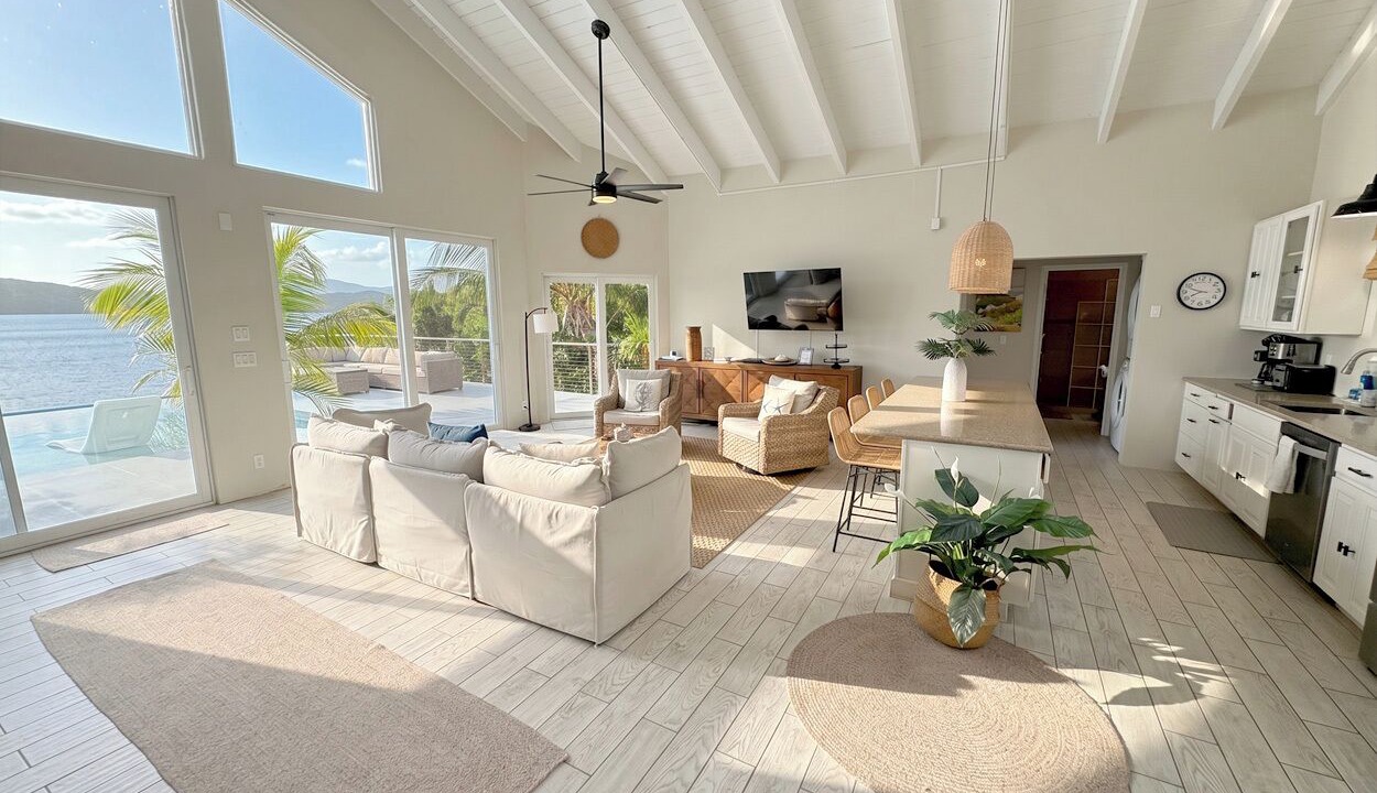 Photo of Bedroom in Estate Saint Quaco and Zimmerman