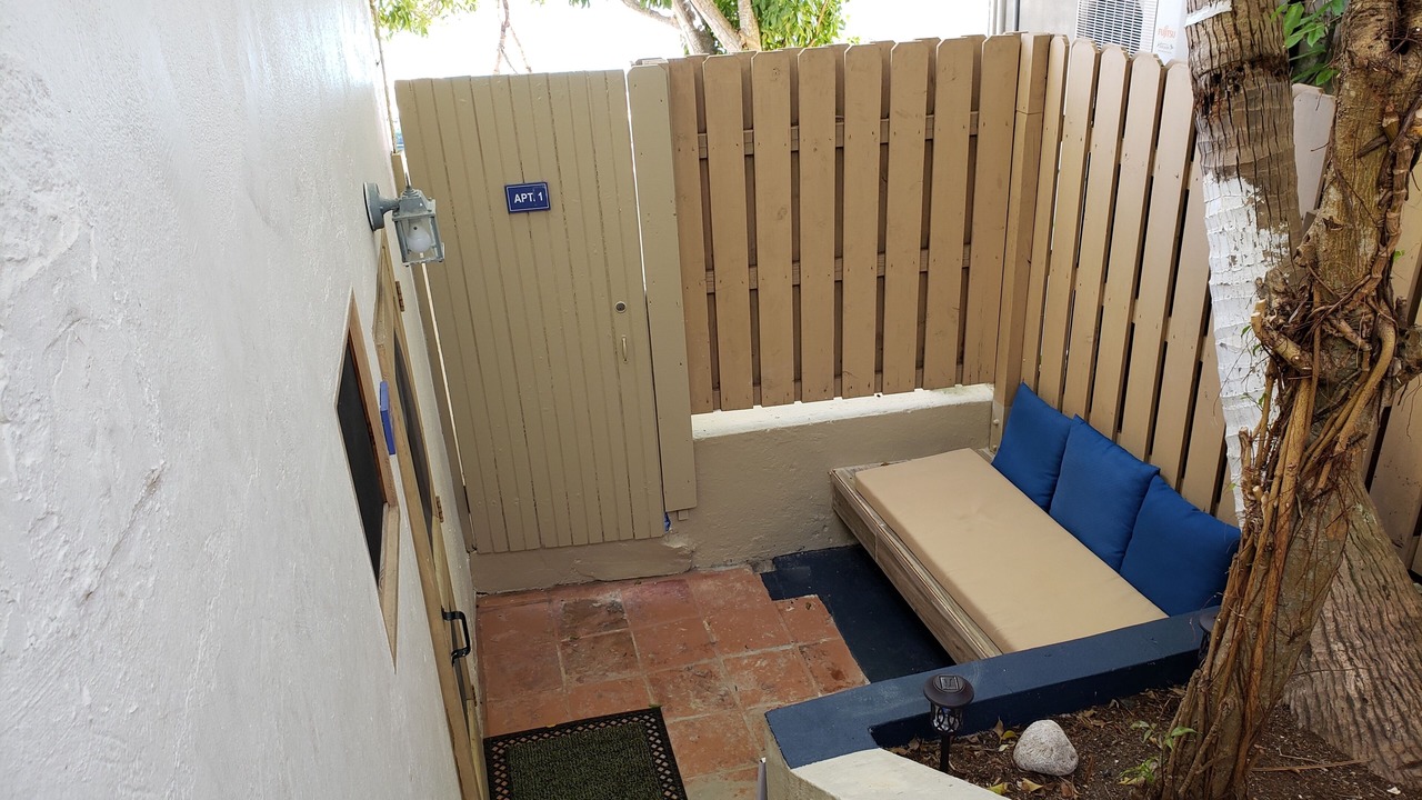 Photo of Patio Balcony in Estate Kings Quarter