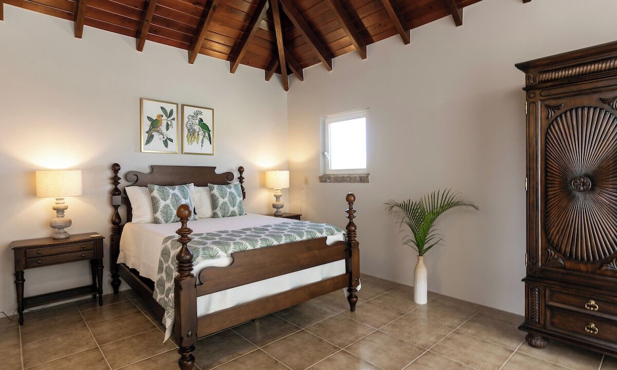 Photo of Bedroom in Hart Bay