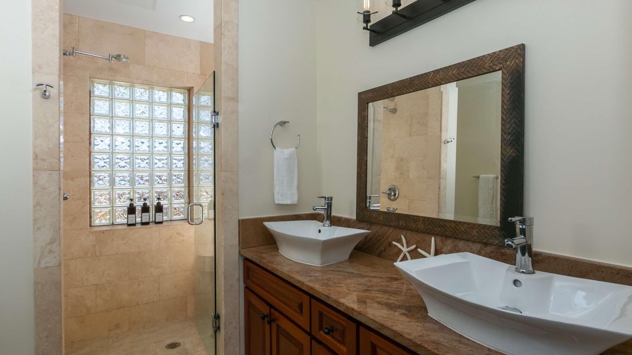 Photo of Bathroom in Estate Enighed