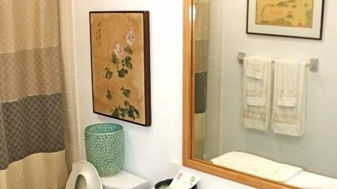 Photo of Bathroom in Estate Salt River