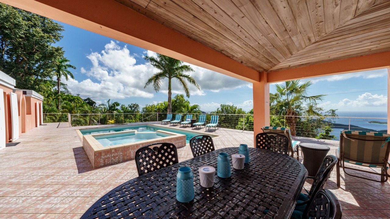 Photo of Outdoor in Estate Elizabeth