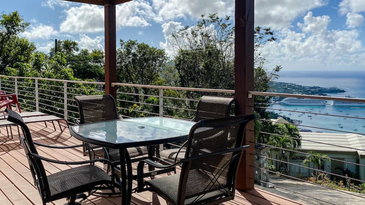 Photo of Outdoor in Estate Elizabeth