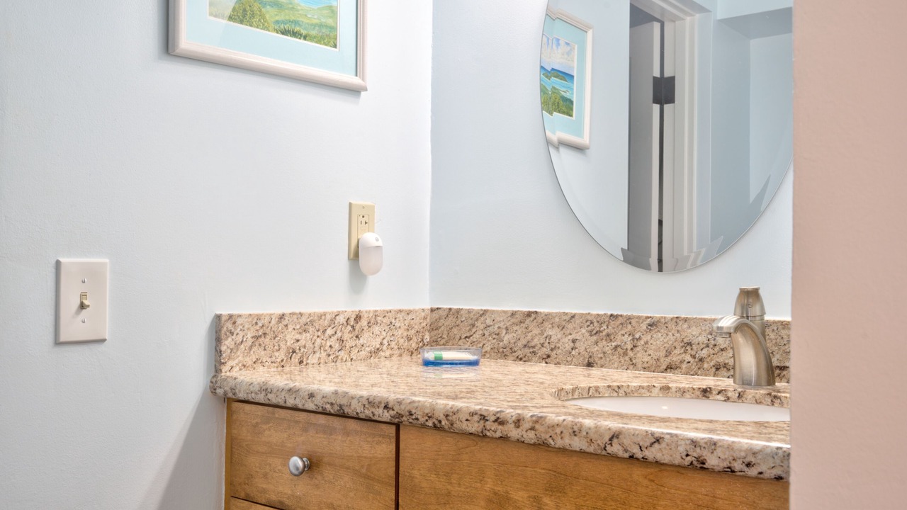 Photo of Bathroom in Estate Salt River