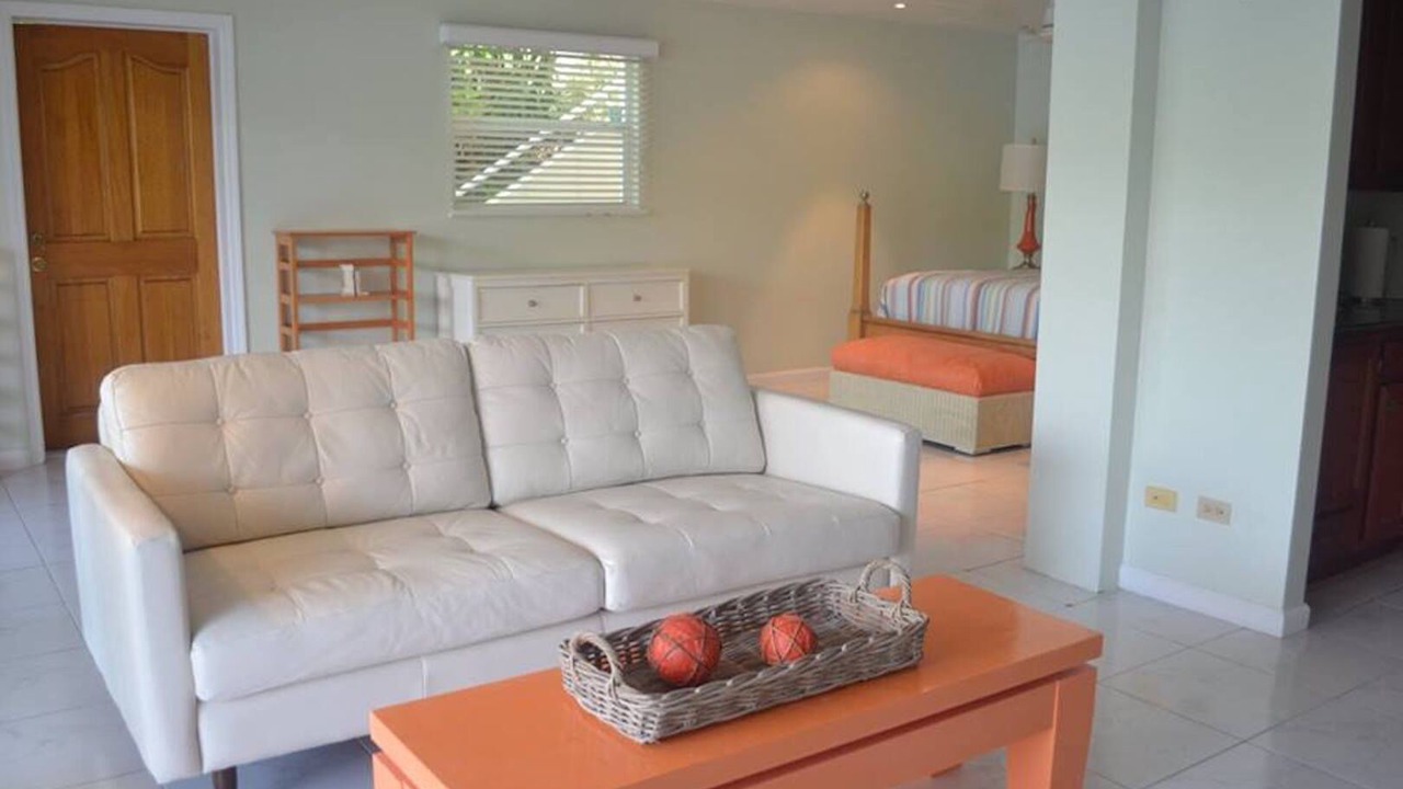 Photo of Livingroom in Estate Peterborg