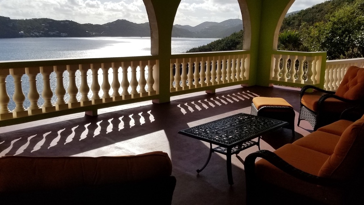 Photo of Patio Balcony in Tropaco Point