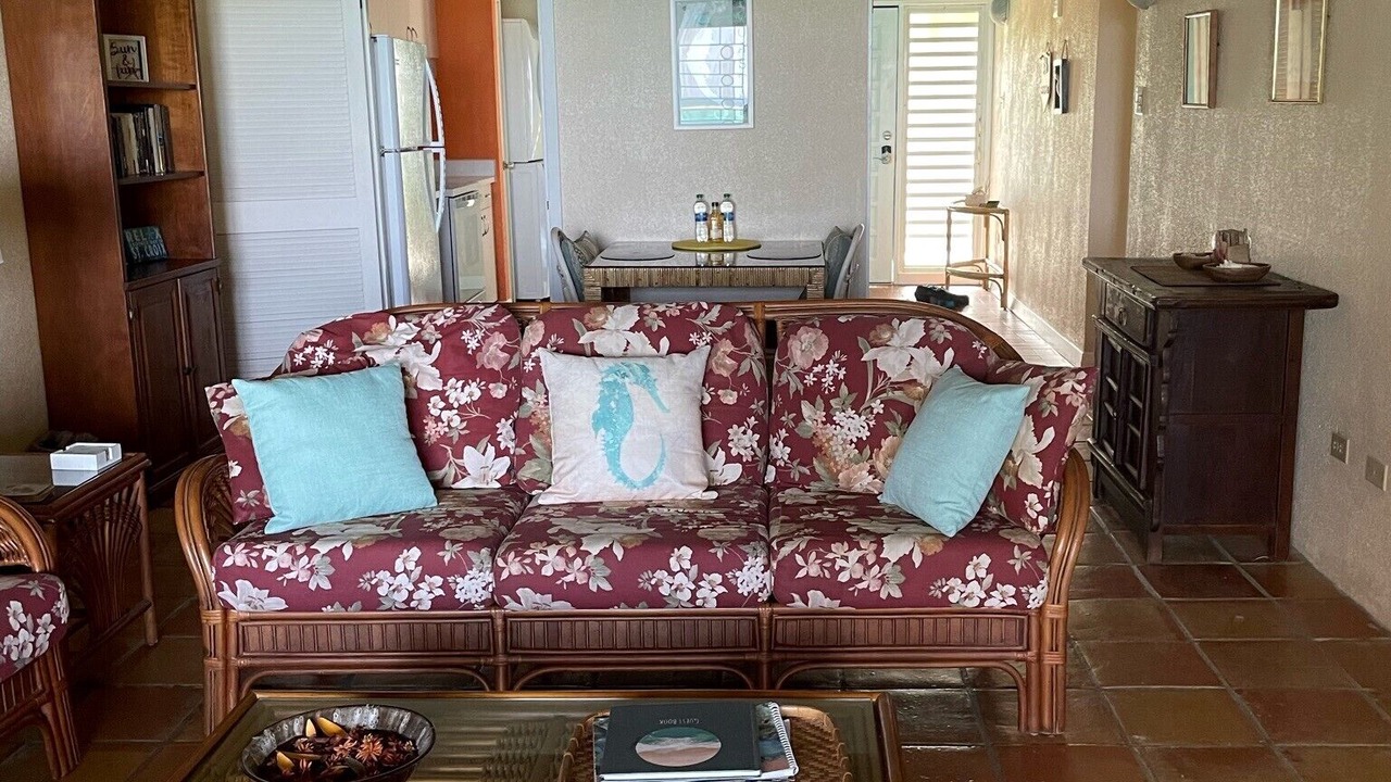 Photo of Livingroom in Estate Golden Rock