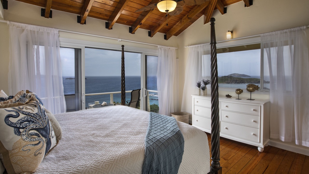 Photo of Bedroom in Estate Little Saint Thomas
