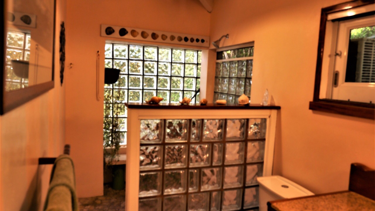 Photo of Bathroom in Red Hook