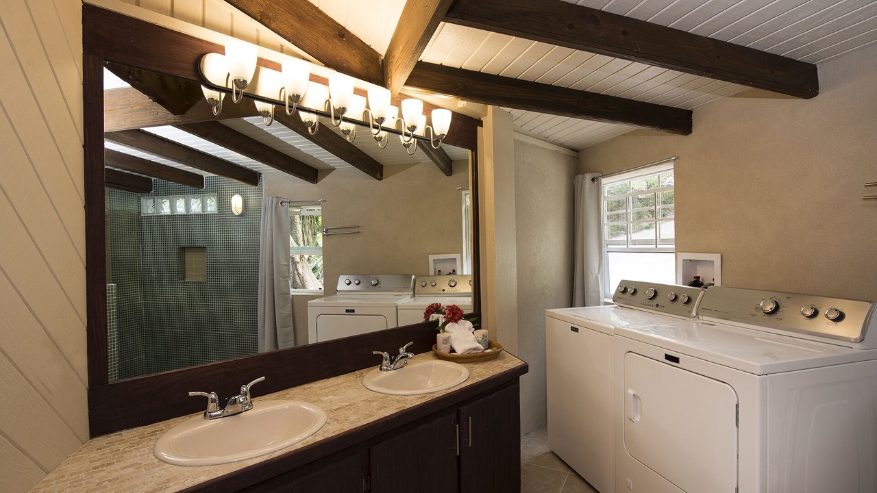 Photo of Bathroom in Seagrape Hill