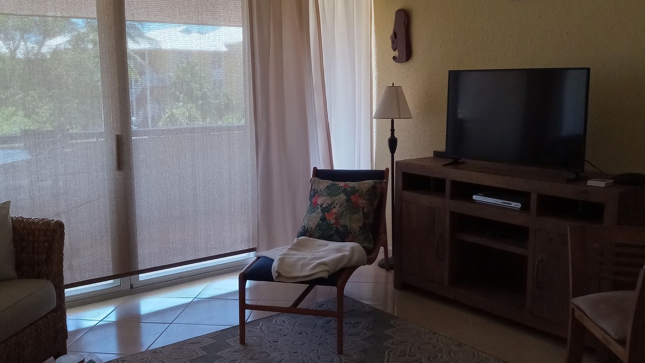 Photo of Livingroom in Estate Golden Rock