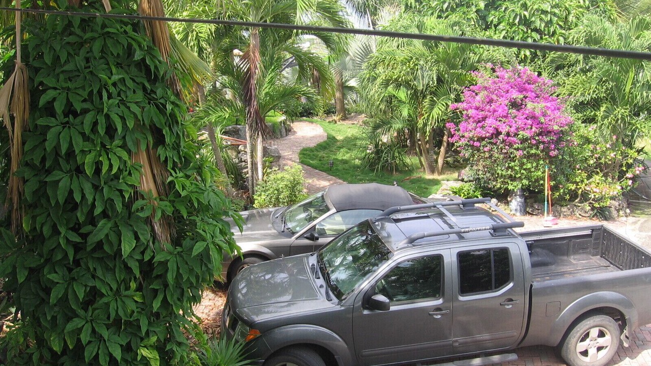 Photo of Outdoor in Estate Sprat Hall