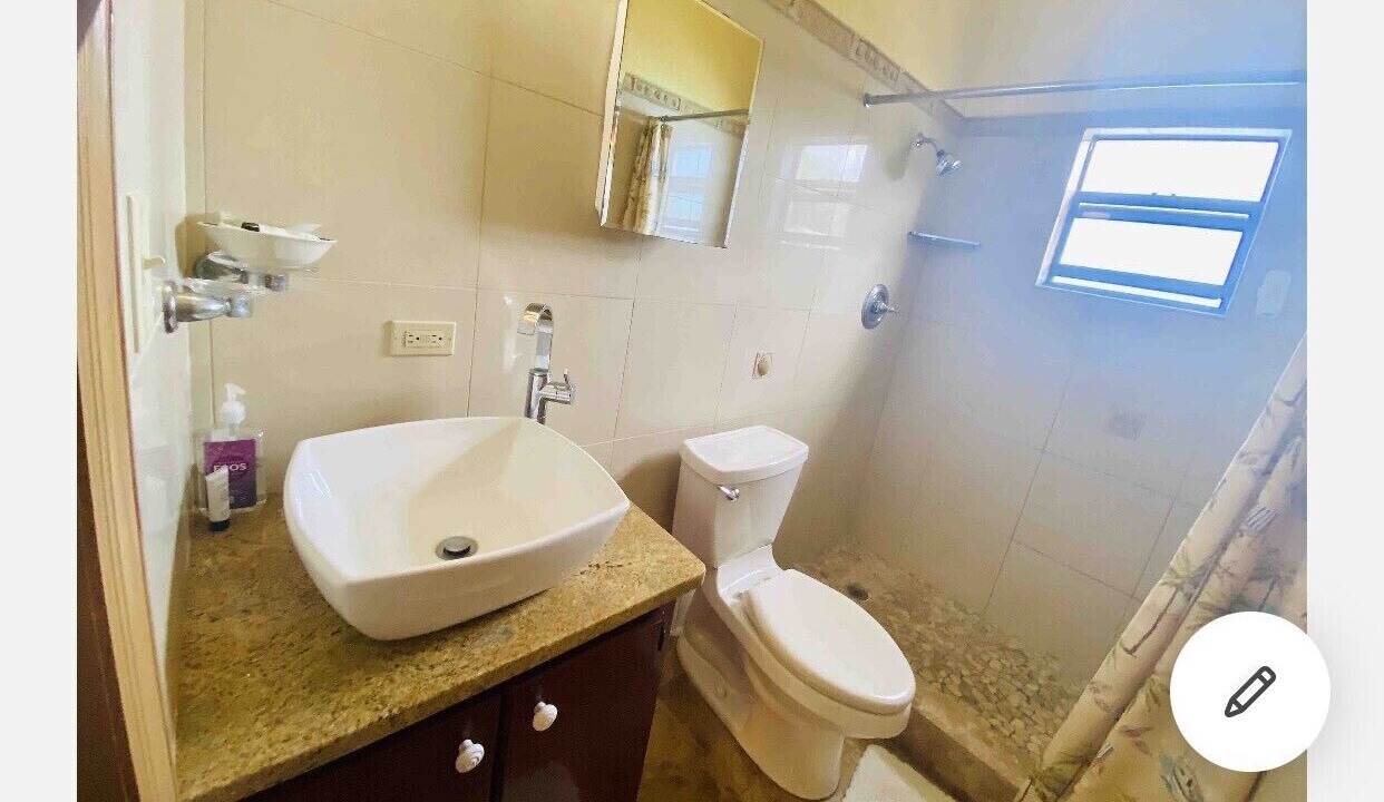 Photo of Bathroom in Caret Bay