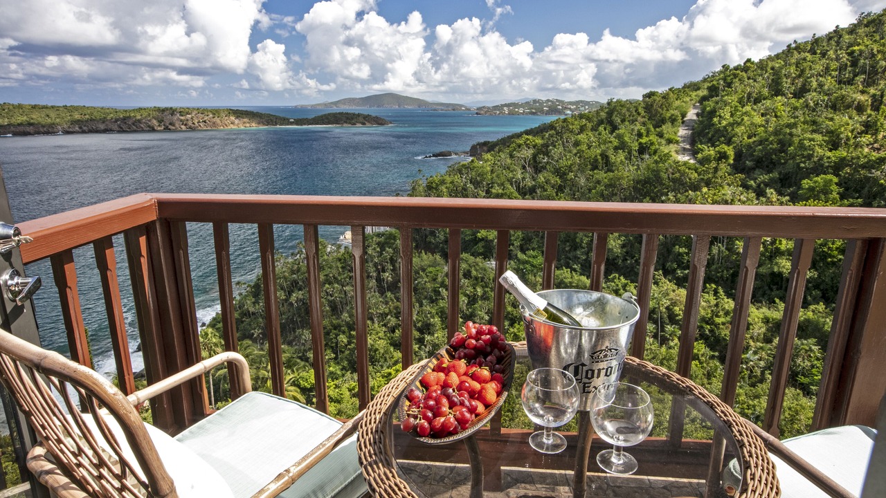 Photo of Patio Balcony in Caret Bay