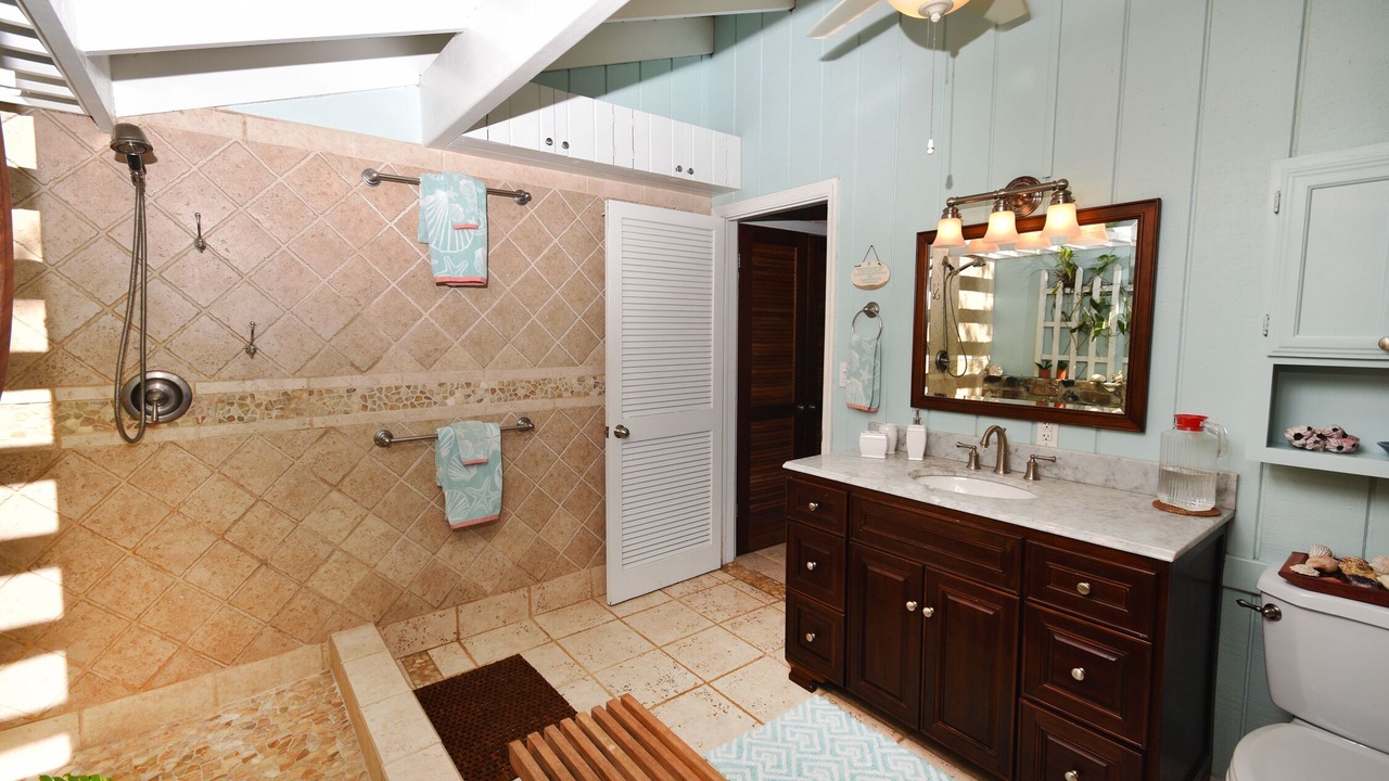 Photo of Bathroom in Estate Carolina