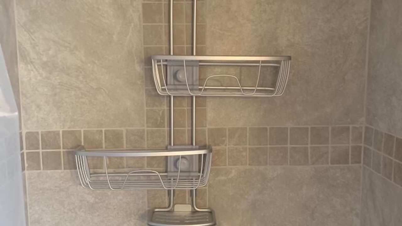 Photo of Bathroom in Estate Upper John Dunko