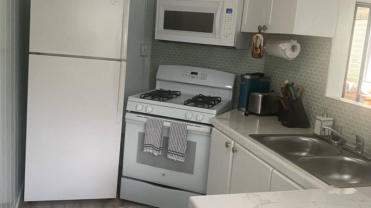 Photo of Kitchen in Estate Upper John Dunko