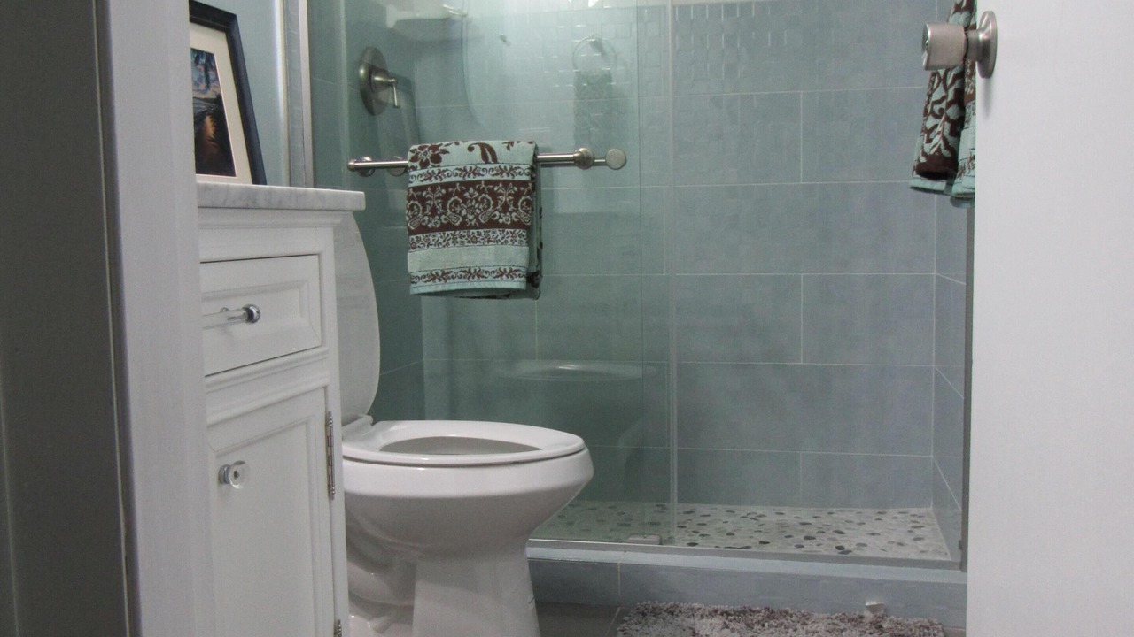 Photo of Bathroom in Red Hook