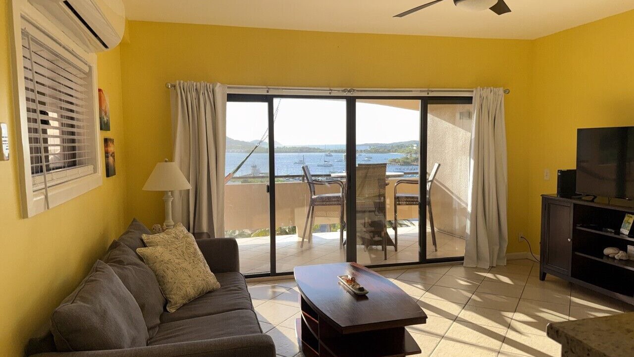 Photo of Bedroom in Red Hook