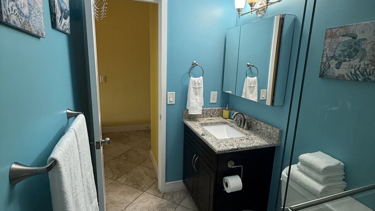 Photo of Bathroom in Red Hook