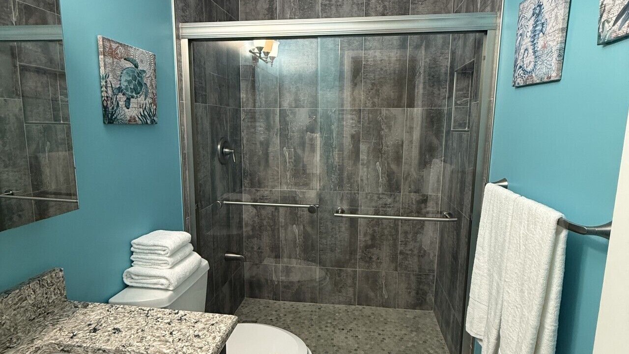 Photo of Bathroom in Red Hook