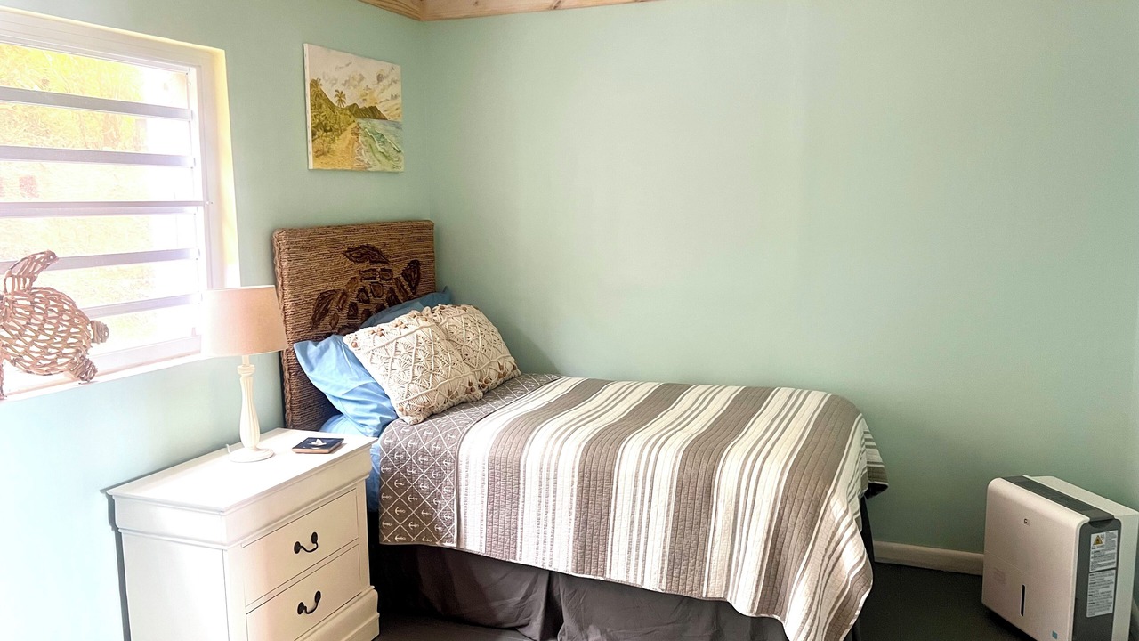 Photo of Bedroom in Estate Mount Pleasant East 1