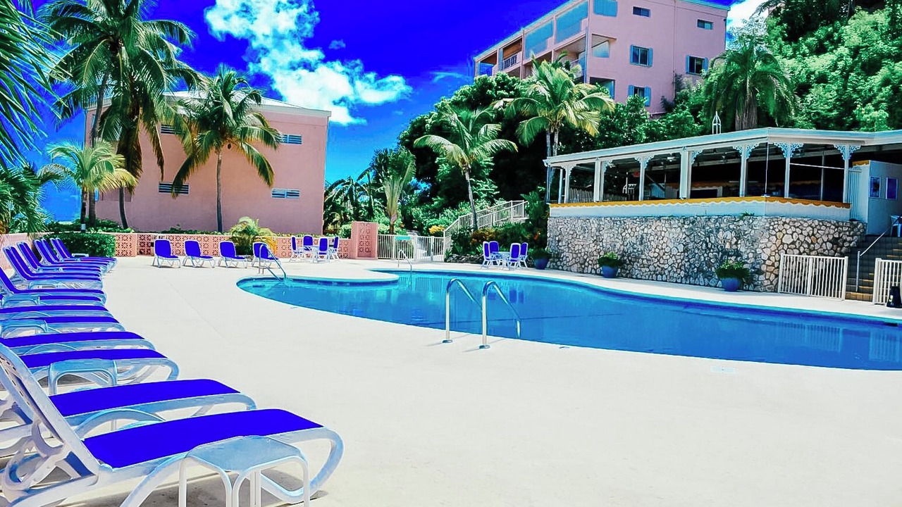 Photo of Outdoor in Estate Mount Pleasant East 1