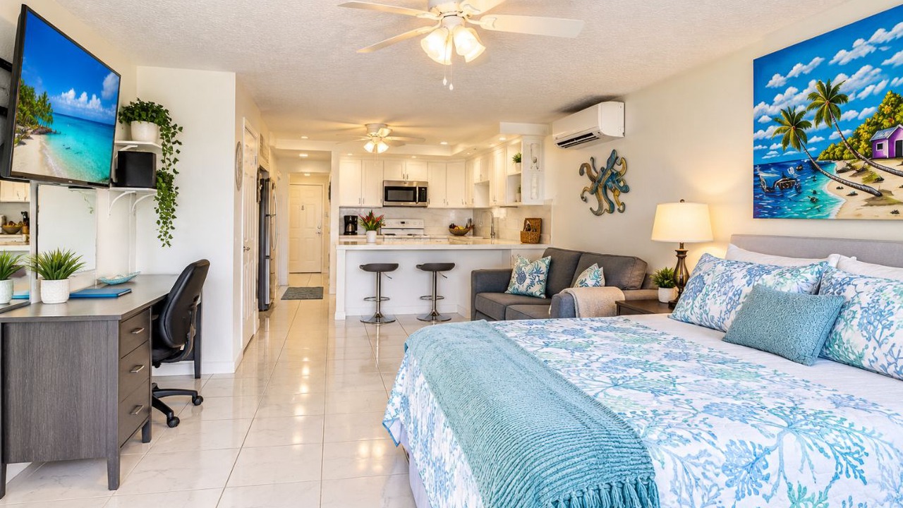 Photo of Bedroom in Bolongo Bay