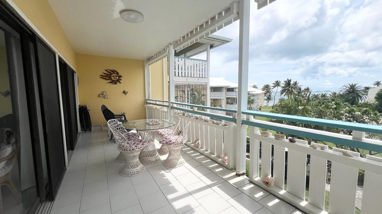 Photo of Patio Balcony in Estate Golden Rock