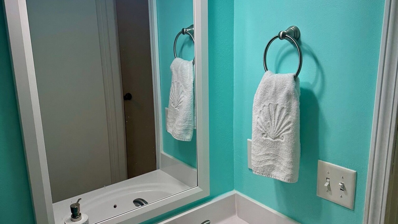 Photo of Bathroom in Estate Golden Rock