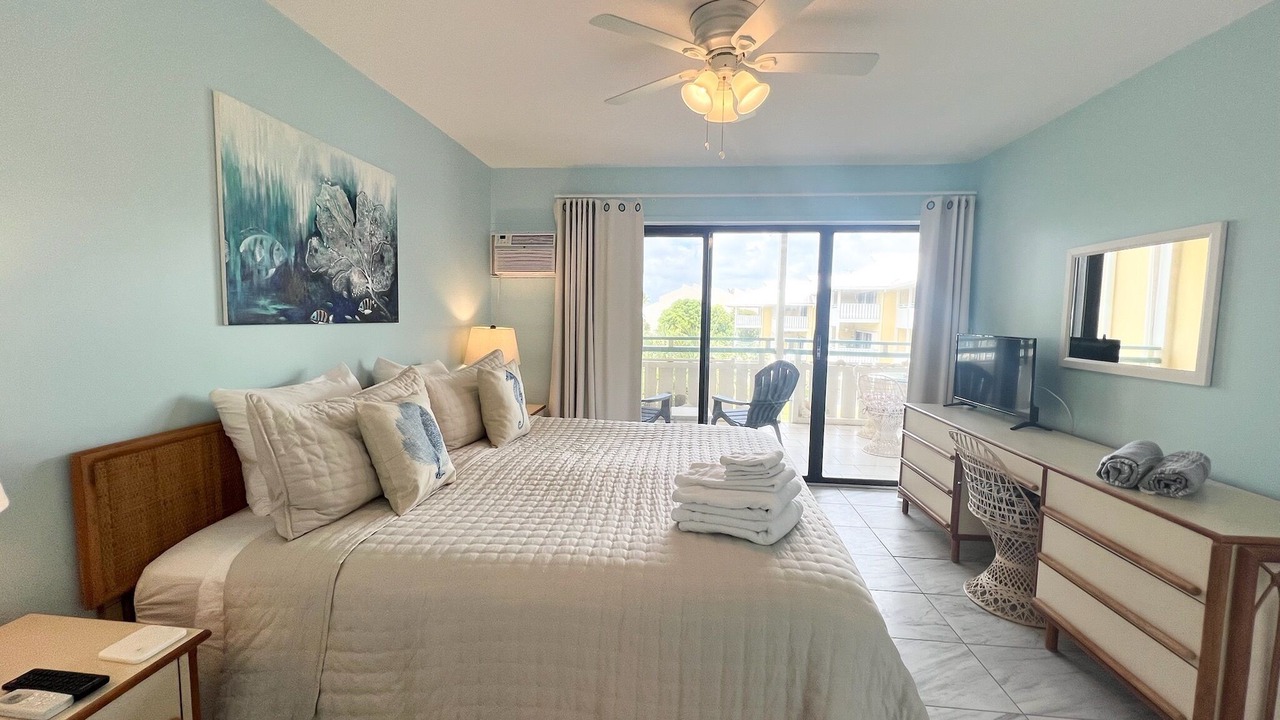 Photo of Bedroom in Estate Golden Rock