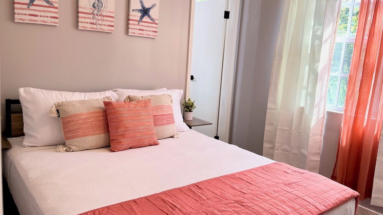 Photo of Bedroom in Bolongo Bay