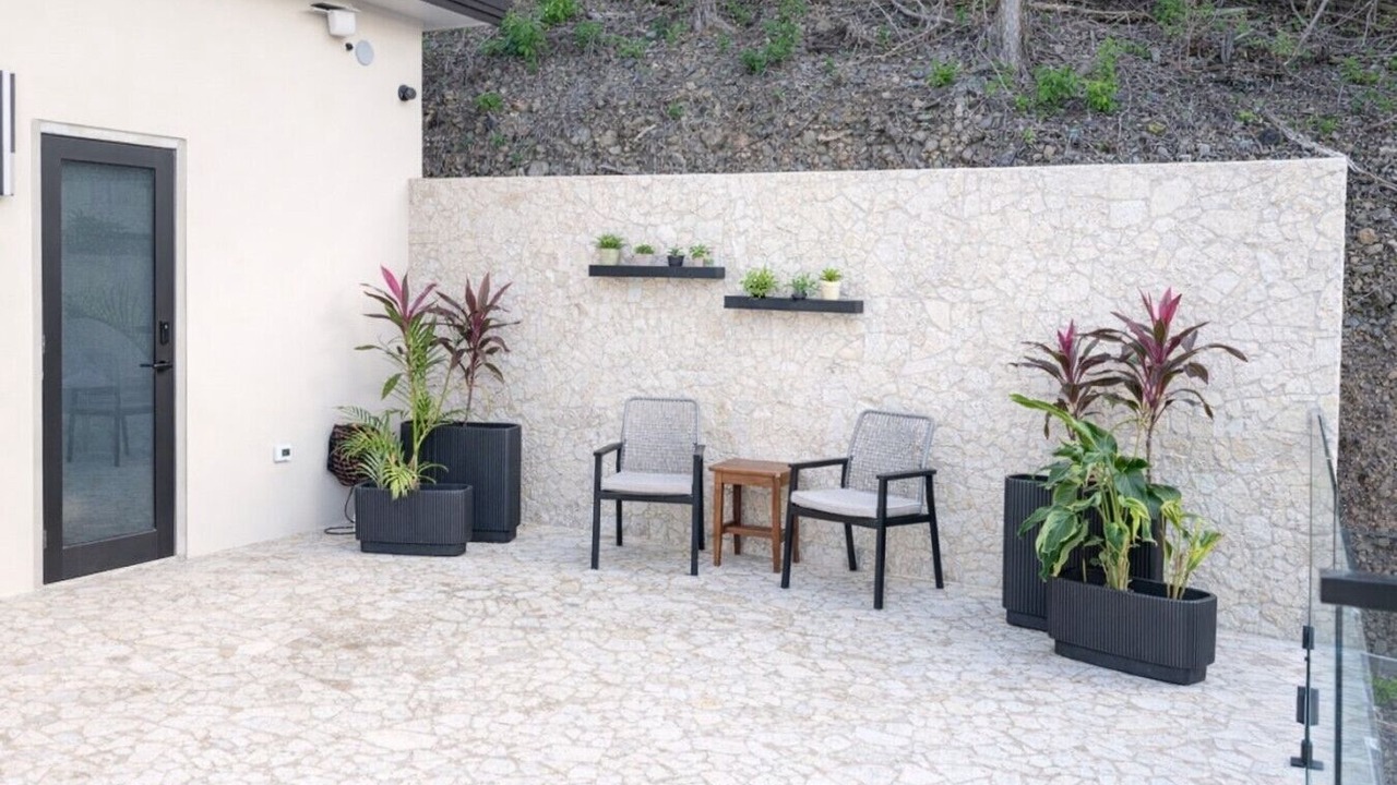 Photo of Patio Balcony in Estate Seven Hills